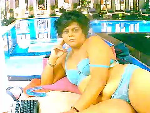 Snapshot of indianCherryPie chatting on February 14, 2025, 12:47 pm indianCherryPie online show from February 14, 2025, 12:47 pm
