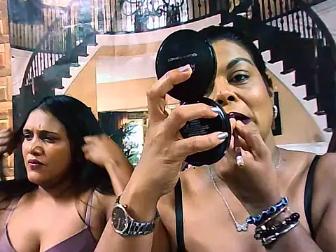 Snapshot of indianCherryPie chatting on October 14, 2025, 6:47 am indianCherryPie online show from October 14, 2025, 6:47 am