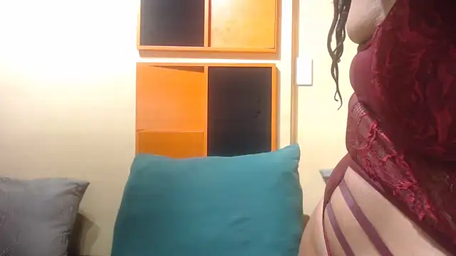 Snapshot of AssSeductress43 chatting on November 4, 2025, 12:54 am AssSeductress43 online show from November 4, 2025, 12:54 am