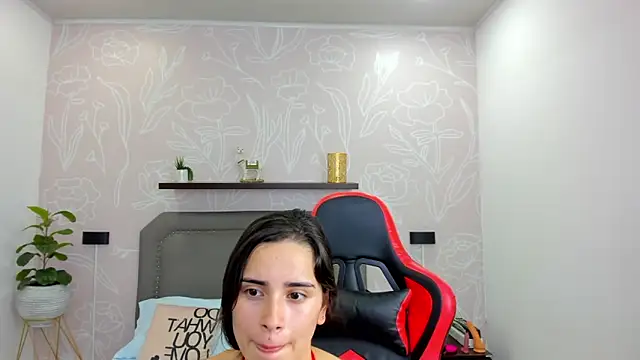 angelica dymond online show from February 12, 2025, 7:02 pm