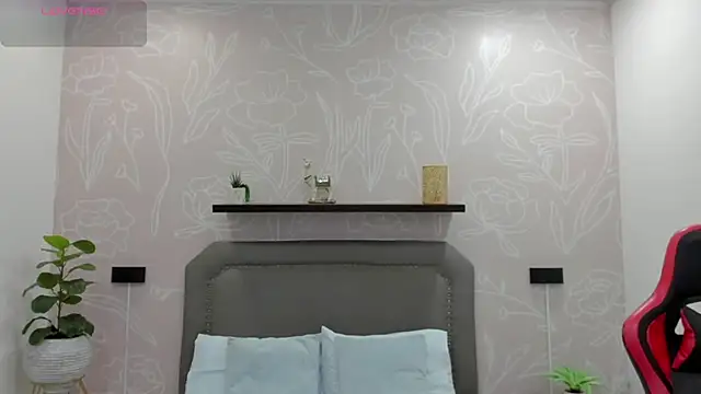 angelica dymond online show from February 20, 2025, 12:04 pm