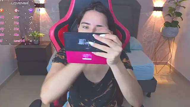 angelica dymond online show from September 10, 2025, 12:05 pm