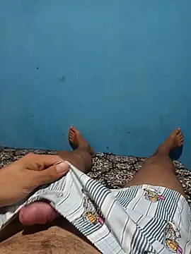 1995eduardo online show from February 6, 2025, 1:38 am