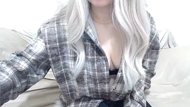  kitty Rose  online show from February 4, 2026, 3:23 am