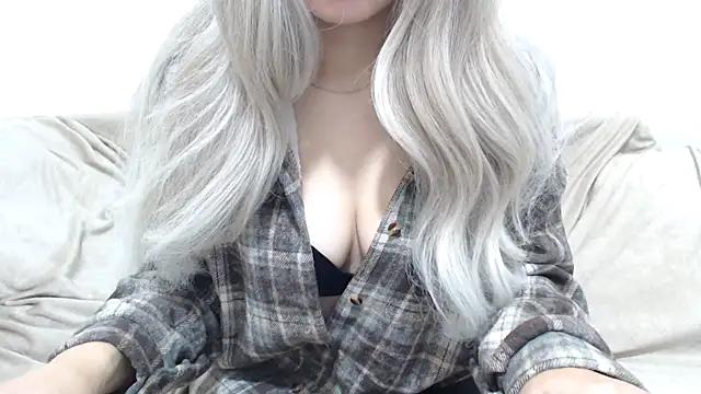  kitty Rose  online show from February 8, 2026, 3:10 am