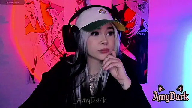  AmyDark online show from April 19, 2026, 12:33 am