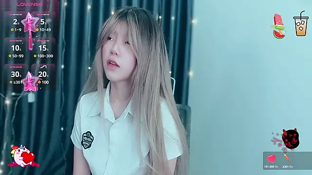 -Poison-Ivy- online show from December 15, 2024, 1:13 am