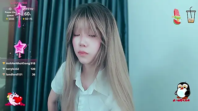 -Poison-Ivy- online show from December 18, 2024, 8:09 am