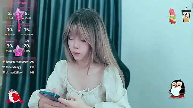 -Poison-Ivy- online show from December 29, 2024, 12:01 pm