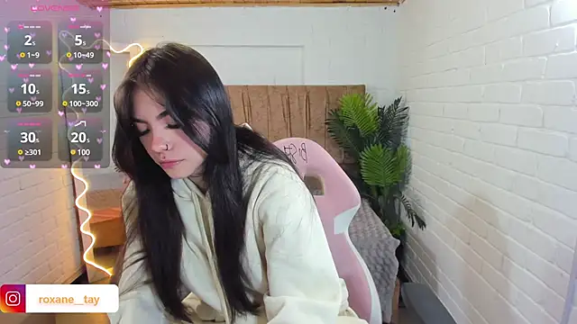 Roxanne tay online show from December 30, 2024, 7:53 pm