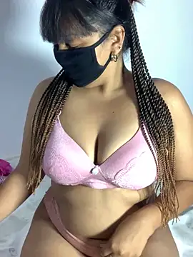 Jeroliee viyana online show from September 17, 2025, 10:44 pm