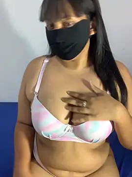 Jeroliee viyana online show from June 11, 2026, 3:04 am