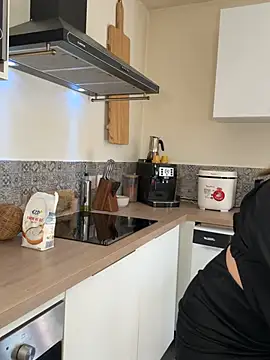 lola tentatiion online show from March 9, 2026, 9:35 am