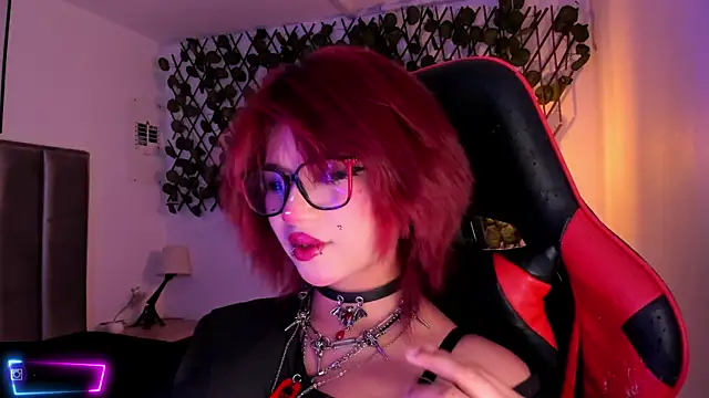 Kitty Gang online show from September 10, 2025, 2:11 am