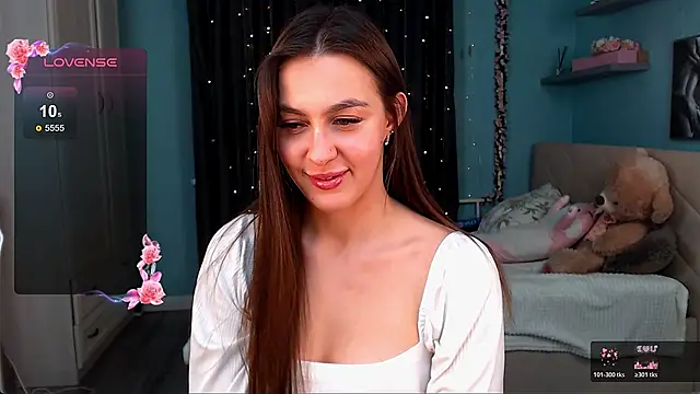 Doll Jasmine  online show from October 28, 2025, 9:17 pm