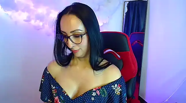 Snapshot of yaralyminjo2 chatting on December 3, 2024, 5:12 pm yaralyminjo2 online show from December 3, 2024, 5:12 pm