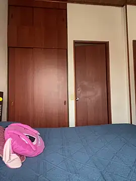 Snapshot of yaralyminjo2 chatting on December 27, 2024, 9:00 pm yaralyminjo2 online show from December 27, 2024, 9:00 pm