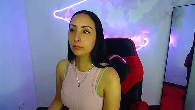 Snapshot of yaralyminjo2 chatting on January 20, 2025, 1:53 pm yaralyminjo2 online show from January 20, 2025, 1:53 pm