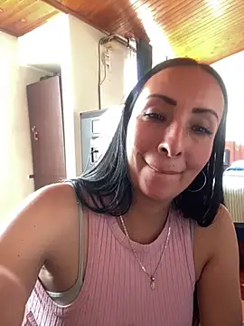 Snapshot of yaralyminjo2 chatting on January 20, 2025, 9:22 pm yaralyminjo2 online show from January 20, 2025, 9:22 pm