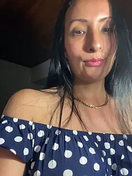 Snapshot of yaralyminjo2 chatting on February 1, 2025, 12:51 am yaralyminjo2 online show from February 1, 2025, 12:51 am