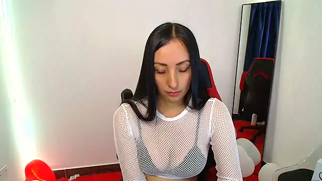 Snapshot of yaralyminjo2 chatting on February 25, 2025, 1:28 pm yaralyminjo2 online show from February 25, 2025, 1:28 pm