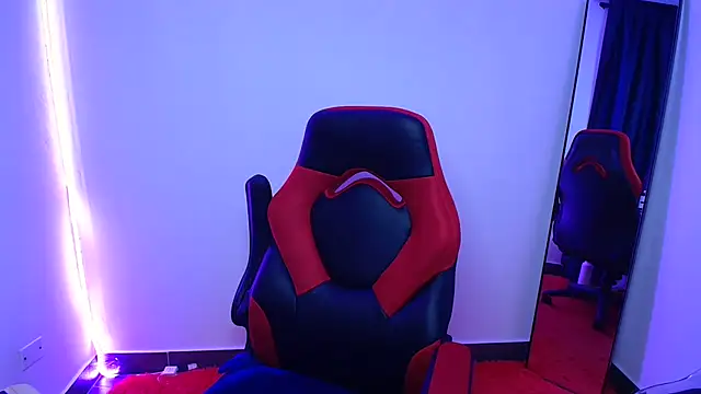 Snapshot of yaralyminjo2 chatting on February 28, 2025, 4:42 pm yaralyminjo2 online show from February 28, 2025, 4:42 pm