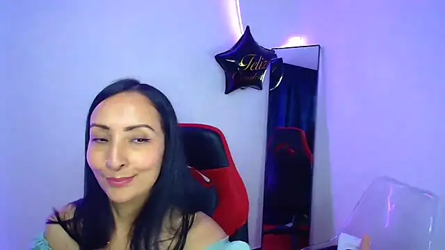 Snapshot of yaralyminjo2 chatting on March 7, 2025, 2:34 pm yaralyminjo2 online show from March 7, 2025, 2:34 pm