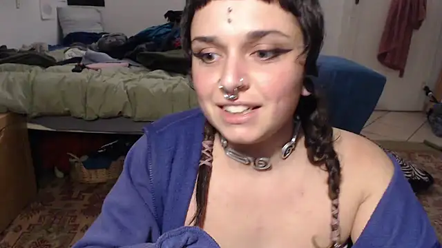 kinkyspirali online show from December 3, 2024, 9:23 pm