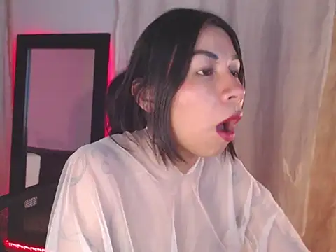 selene gils online show from March 13, 2026, 3:02 am