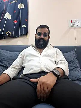 Fun Guuy online show from February 12, 2026, 3:34 am