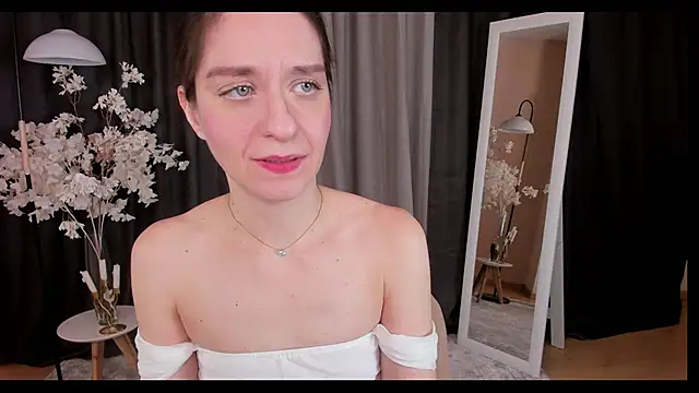 helentasty online show from February 10, 2025, 2:52 am