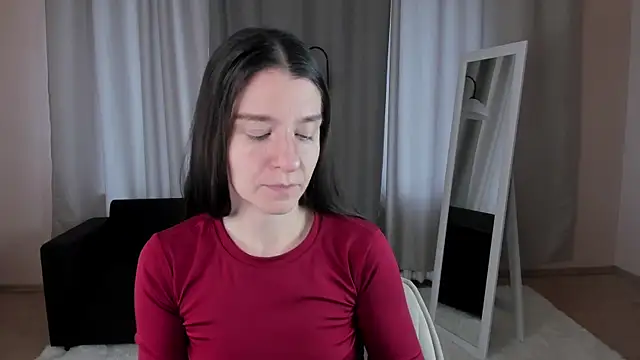 helentasty online show from October 4, 2025, 2:20 am