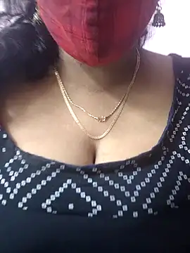 mallu-sumi online show from October 29, 2025, 10:39 am