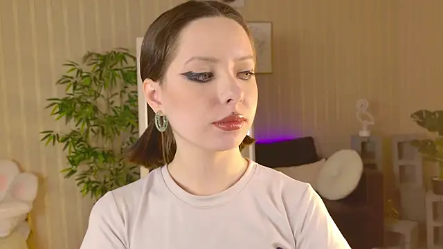 Lazzy Lizzy online show from December 12, 2024, 10:45 am