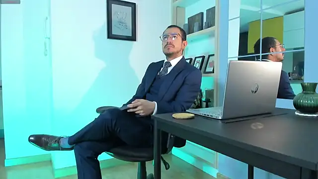 pablo-rincon95 online show from July 23, 2026, 11:19 am