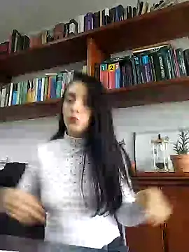 amellie ros online show from December 21, 2024, 5:07 pm