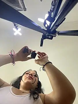 Emily Trujillo online show from March 31, 2026, 7:03 pm