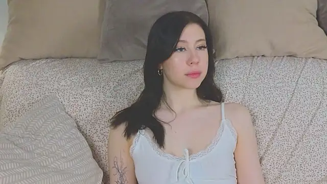 Snapshot of AnnTaint chatting on December 14, 2024, 7:03 pm AnnTaint online show from December 14, 2024, 7:03 pm