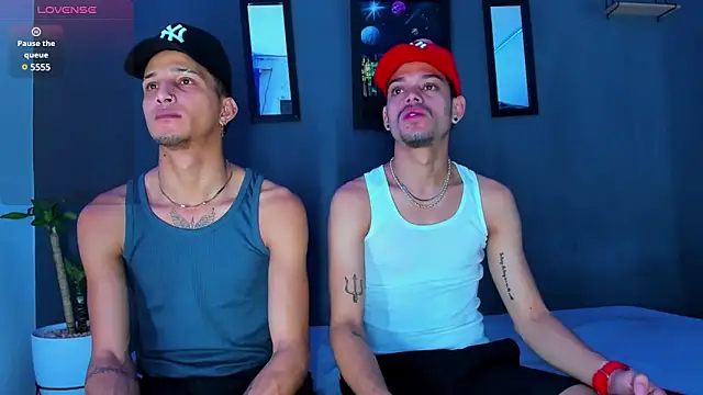 Snapshot of Friendsofeverything_ chatting on February 7, 2025, 11:45 am Friendsofeverything online show from February 7, 2025, 11:45 am