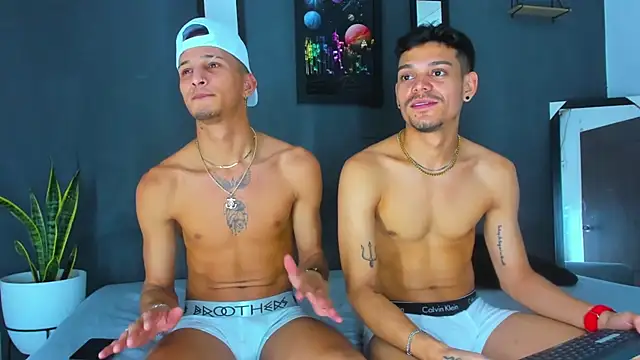 Snapshot of Friendsofeverything_ chatting on February 20, 2025, 3:30 pm Friendsofeverything online show from February 20, 2025, 3:30 pm