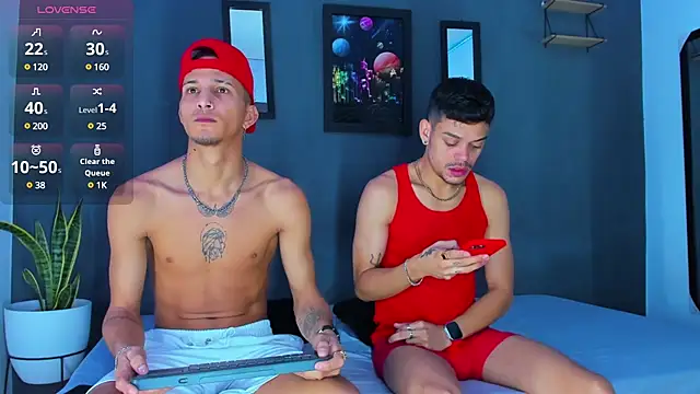 Snapshot of Friendsofeverything_ chatting on February 21, 2025, 11:44 am Friendsofeverything online show from February 21, 2025, 11:44 am