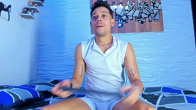 Snapshot of Friendsofeverything_ chatting on September 15, 2025, 3:12 pm Friendsofeverything online show from September 15, 2025, 3:12 pm