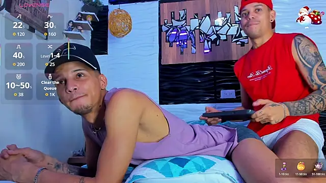 Snapshot of Friendsofeverything_ chatting on November 13, 2025, 1:04 am Friendsofeverything online show from November 13, 2025, 1:04 am