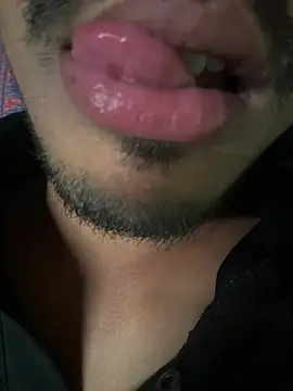 Snapshot of Privateseducer chatting on February 12, 2025, 8:18 pm Privateseducer online show from February 12, 2025, 8:18 pm