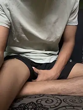 Snapshot of Privateseducer chatting on March 11, 2025, 5:27 am Privateseducer online show from March 11, 2025, 5:27 am