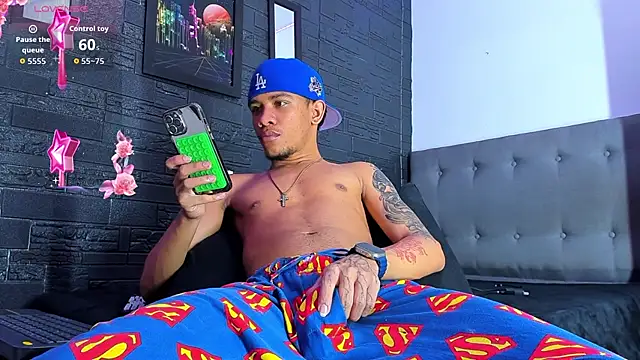 Romancartier 1 online show from December 14, 2025, 7:03 am