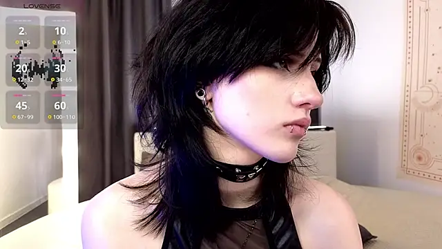 dark vamp  online show from September 30, 2025, 1:38 pm