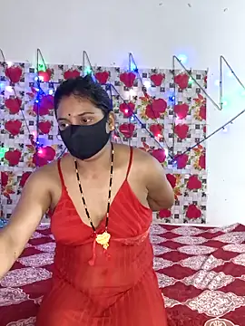 PeaCoooock online show from October 3, 2025, 9:28 am