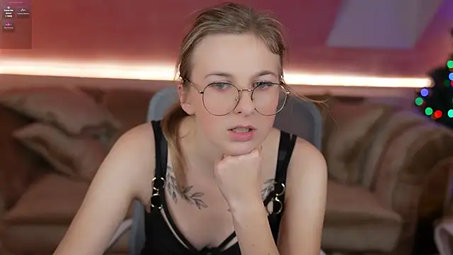 Inessa Song online show from January 26, 2025, 7:52 pm