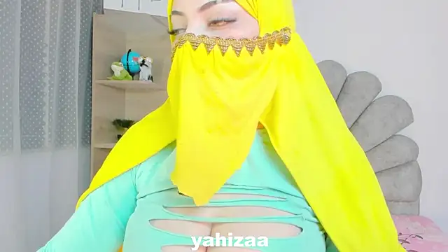 Amaltea online show from November 22, 2025, 6:18 pm